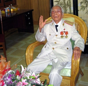 武元甲大将。 (Photo: 图片来源：人民军队报网)