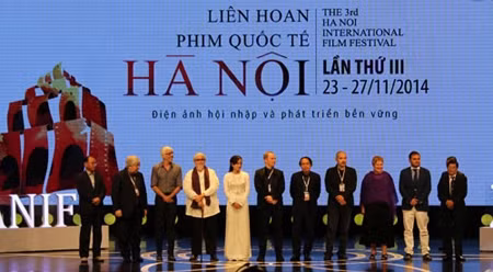 第三次河内国际电影联欢会评选委员会。