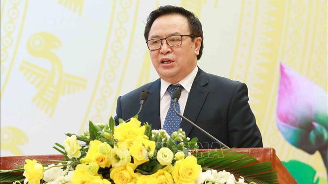 越南向各国驻越外交使团、国际组织通报越共十三大结果。