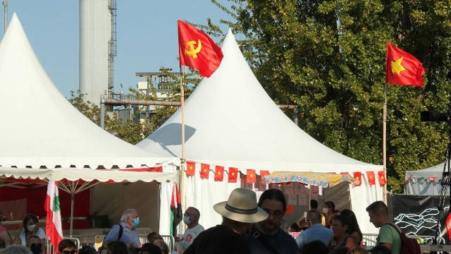 越南《人民报》的展位。