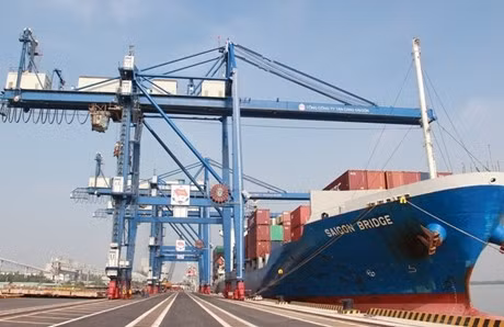 附图：新港-侠福港。