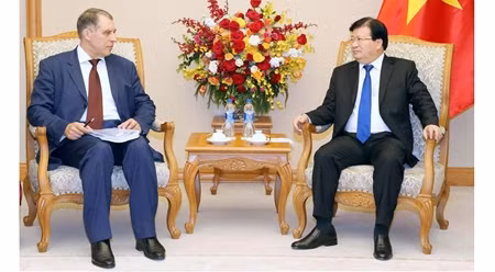 越南政府副总理郑廷勇会见俄罗斯能源部副部长尤里•先秋林。（图片来源：越通社）