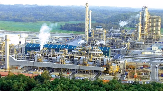 附图：清化省宜山炼油化工一体化项目（图片来源：清化报）