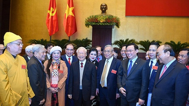 各位领导代表出席会议。