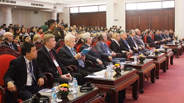 与会代表。（图片来源：越南共产党电子报）