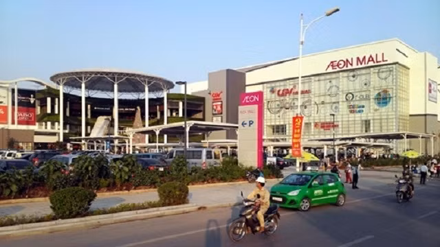 河内市龙边永旺梦乐城购物中心。