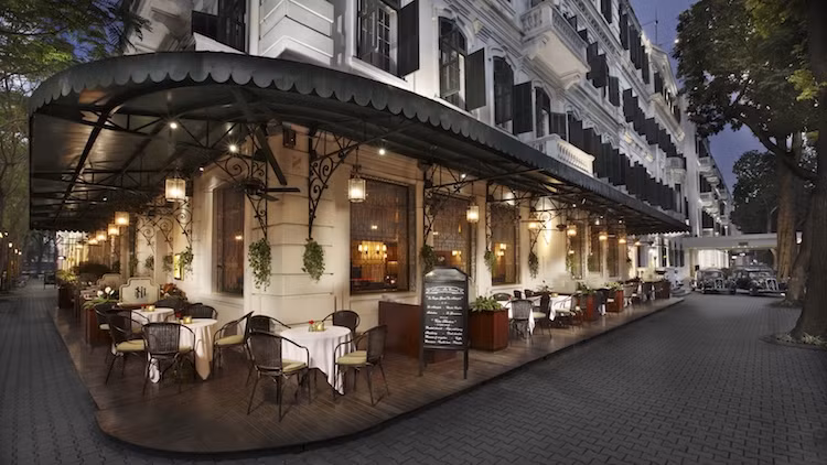 河内索菲特大都市传奇酒店连续第二年排在《福布斯旅游指南》五星酒店评级名单首位。