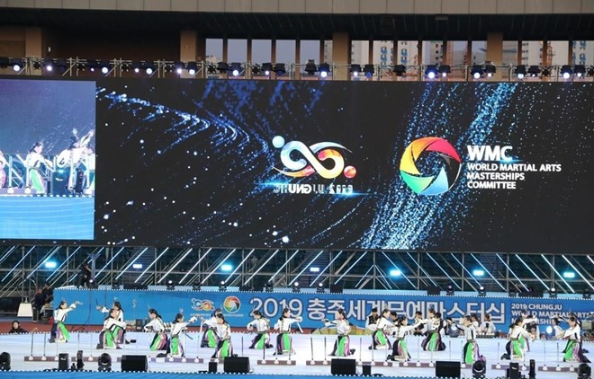 2019年忠州武艺大赛武术比赛开幕式。（图片来源：越通社）