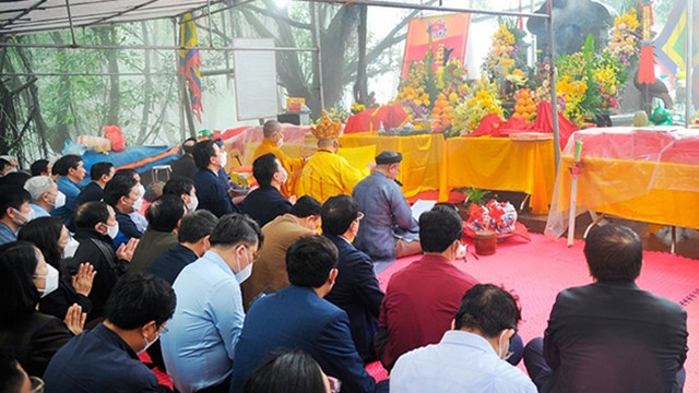 五岳峰顶祭祀天地仪式。