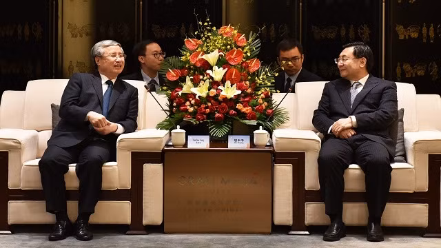 陈国旺同志会见陕西省委书记胡和平。