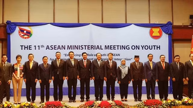 与会代表合影。