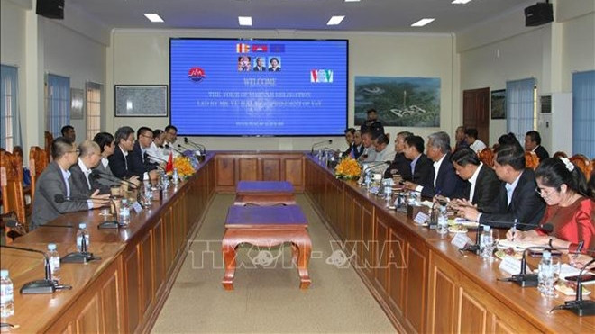 工作座谈会场景。（图片来源：越通社）