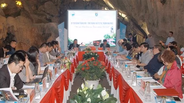 研讨会全景。（图片来源：越通社）