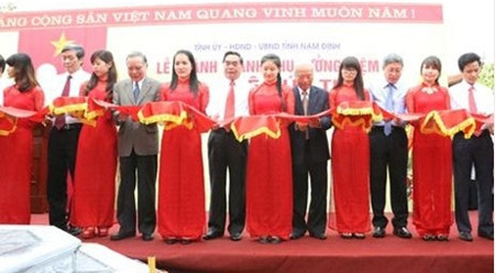 黎德寿同志纪念区落成剪彩仪式。（图片来源：Vietnamnet）