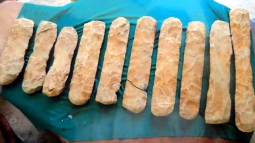 多农省古石琴。