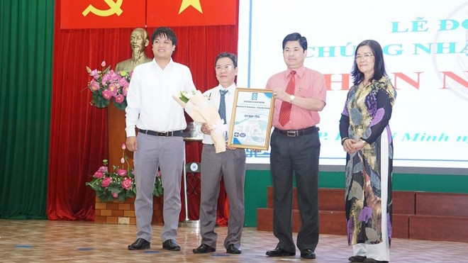 授证仪式。（图片来源：越通社）