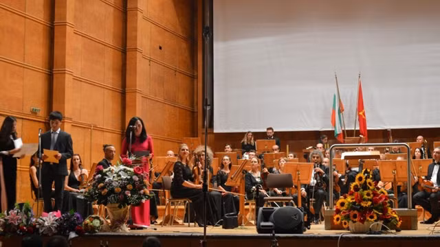 越南-保加利亚友好音乐会。（图片来源：越通社）