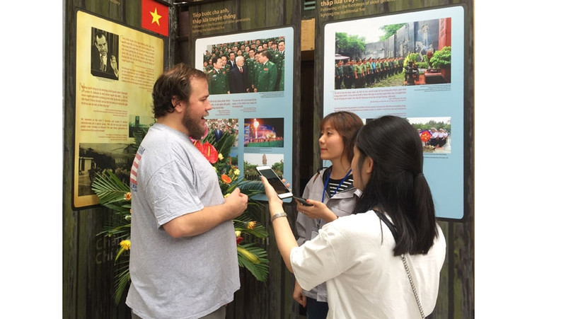 美国游客安德鲁。