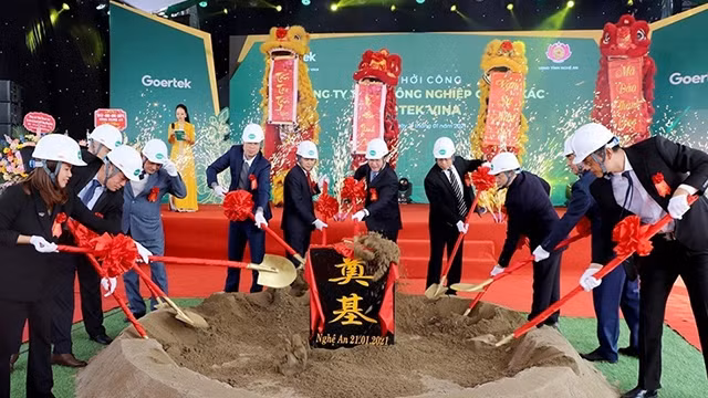 歌尔维纳精密工业有限公司开工奠基仪式。