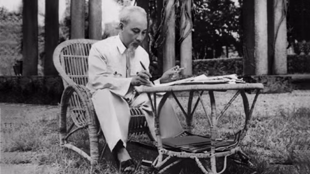 胡志明主席为国为民的一生【图表新闻】