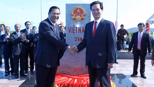 越南与柬埔寨最后界碑314号界碑正式落成。 (Photo: 图片来源：越通社)