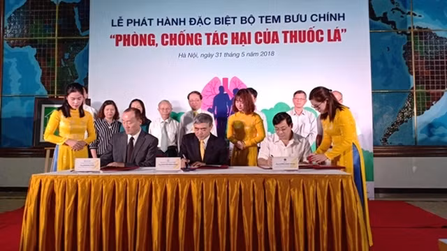 越南“预防烟草危害”邮票集首发仪式在河内举行