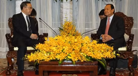 黎清海书记会见胡春华一行。