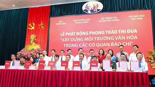 “新闻媒体机构营造文明环境”竞赛启动仪式在河内举行