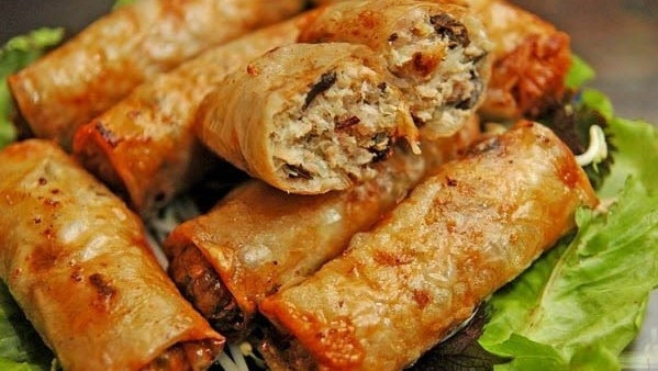 附图：越南春卷。