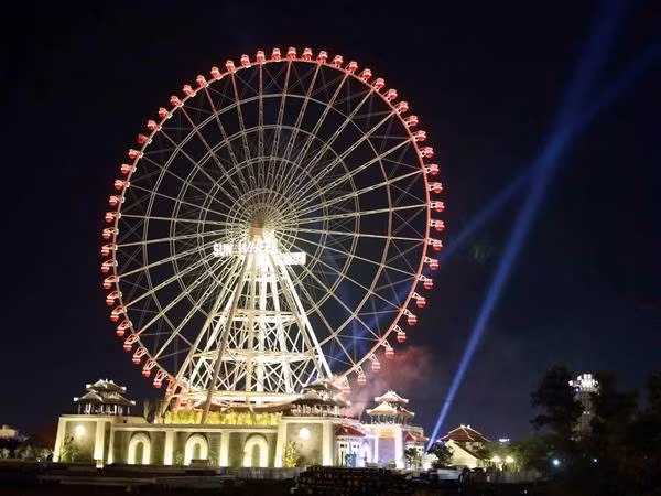 太阳摩天轮。（图片来源：越通社）