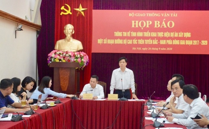 交通运输部举行媒体吹风会。（图片来源：人民报网）
