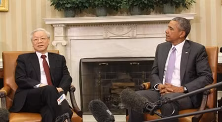 阮富仲总书记同奥巴马总举行会晤。（图片来源：VOV）
