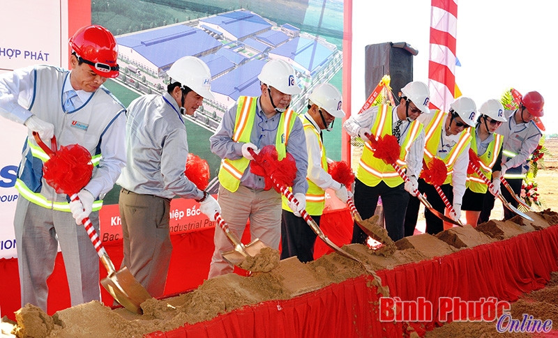 纺织品服装生产厂动工兴建仪式。（图片来源：平福省报网）