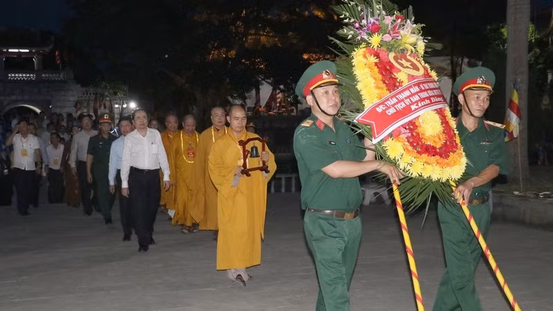 各位代表参加仪式。（图片来源：义安报网）