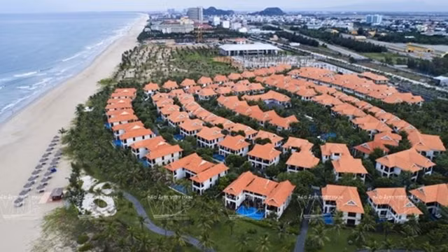 延绵5公里、沙质细腻洁白的山水海滩是世界著名投资商投建度假区如Furama、 Fusion Maia等的地方。