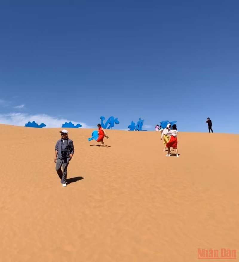 中国腾格里沙漠 ảnh 3