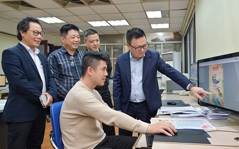 《人民报》社出版特刊《人民2025乙巳年春节》。