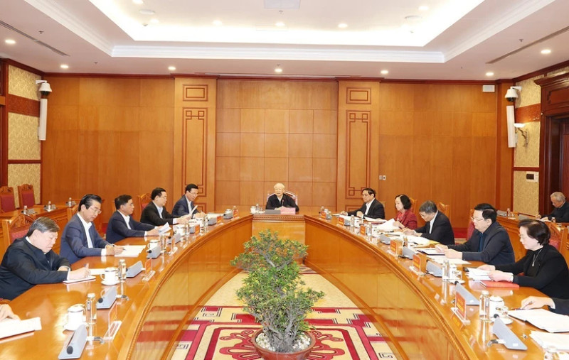 越共十四大人事小组第一次会议场景。