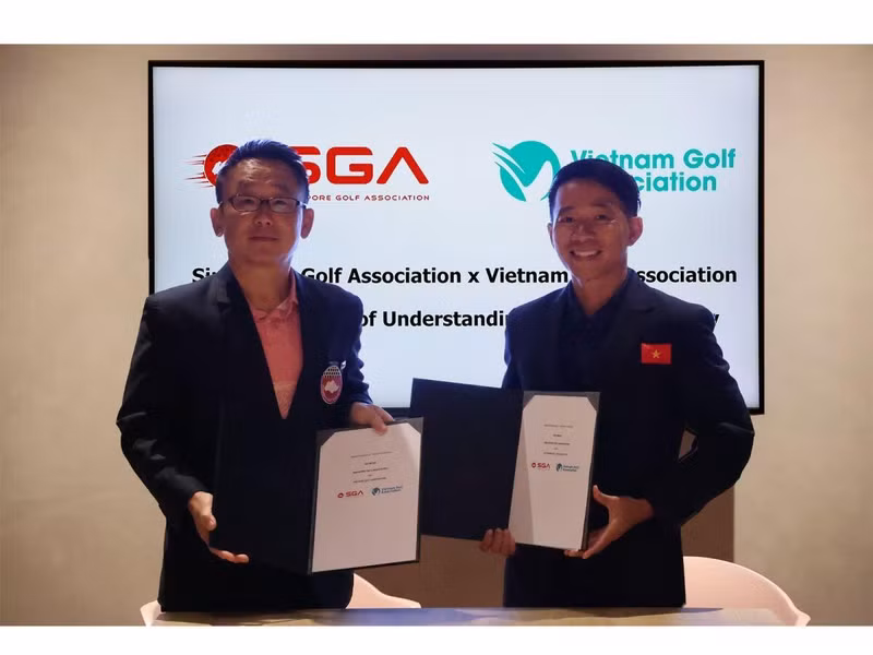 越南与新加坡加强高尔夫发展领域的合作。