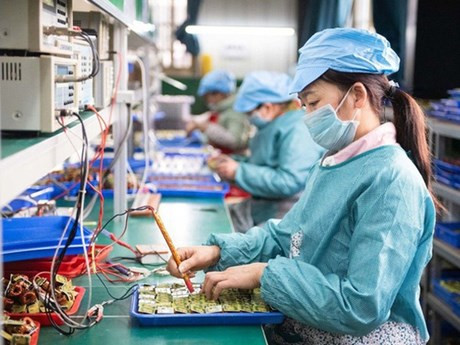 2023年新注册成立企业近16万家。