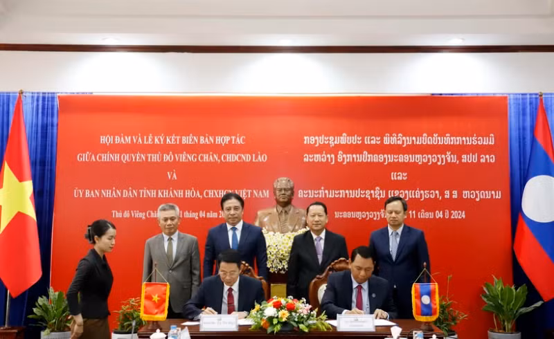 合作备忘录签字仪式场景。