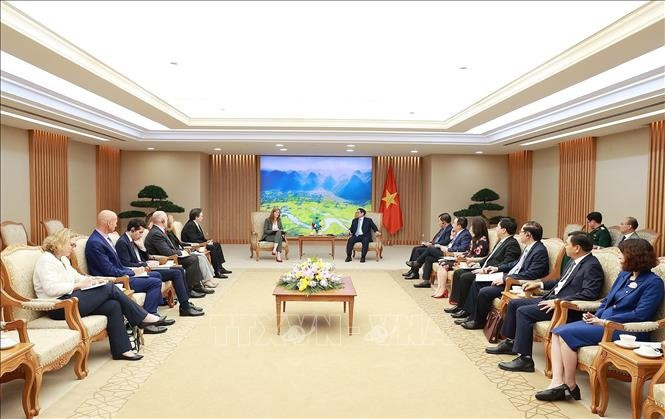 会见全景。