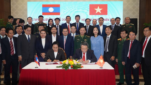 双方签署有关2024年合作内容的会谈纪要。
