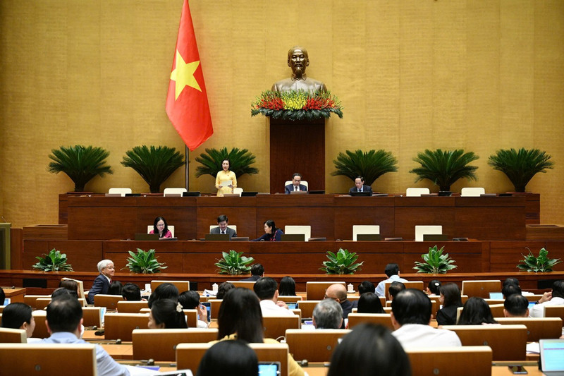 第十五届国会第九次会议场景。