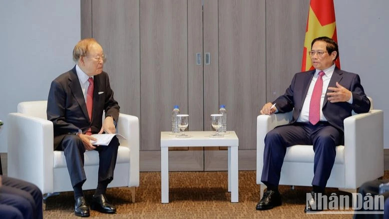 范明正总理会见CJ集团董事长孙景植。