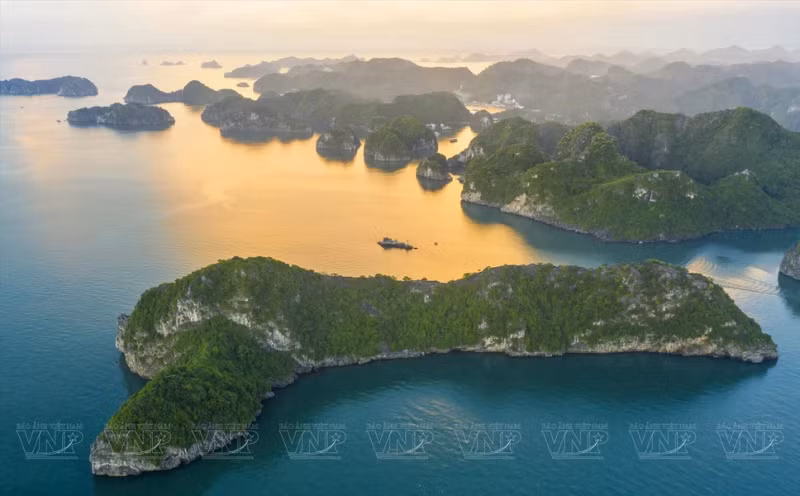 从高空俯瞰兰夏湾全景。