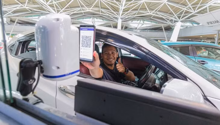 新马陆路关卡将实现扫码通关。