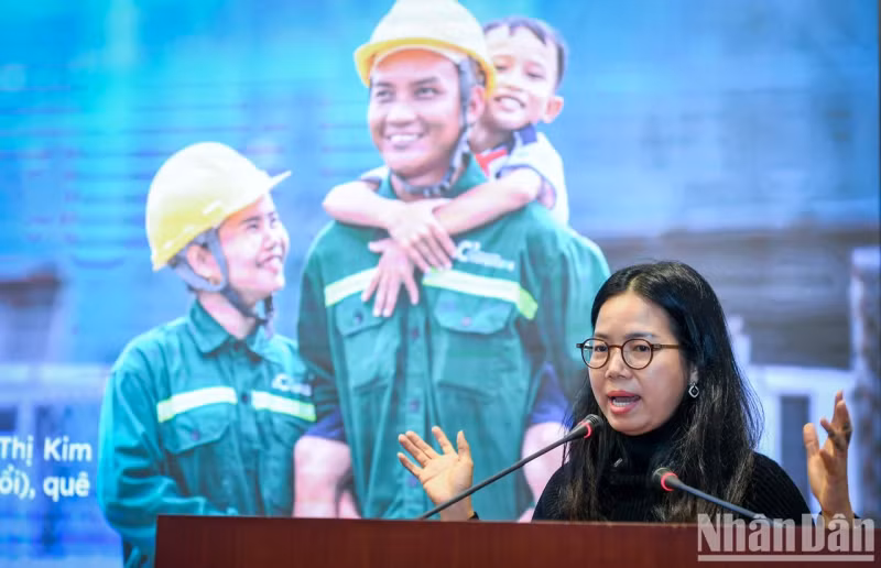 Coteccons副总经理阮程垂庄。