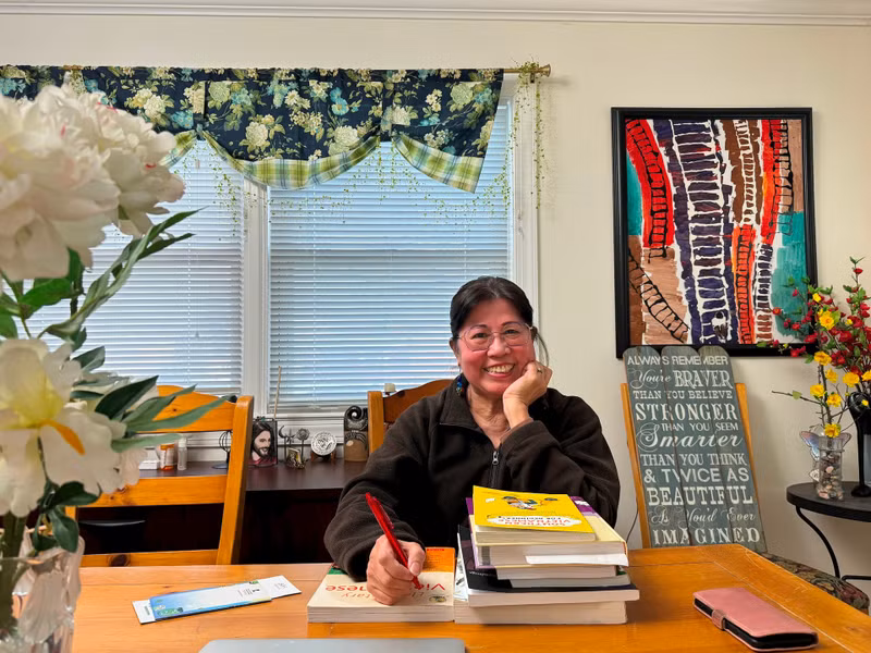 越侨吴金越女士。