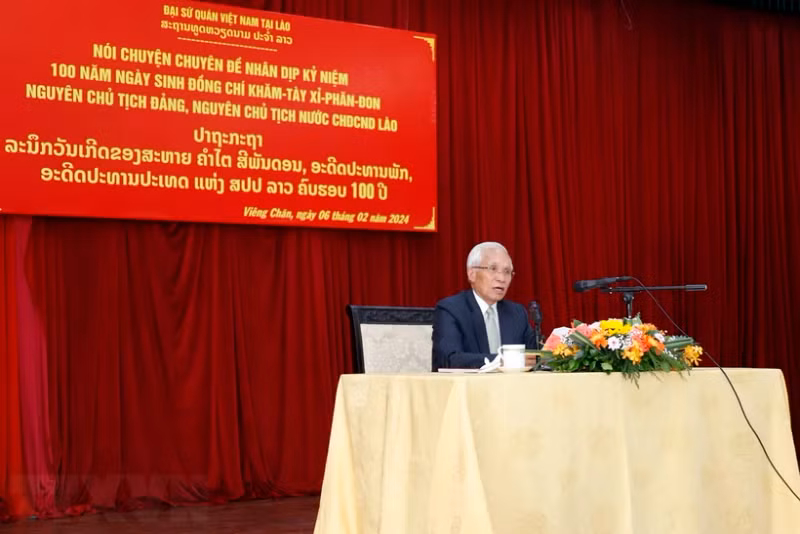 前老挝国家主席坎代·西潘敦对老挝和越南革命的贡献